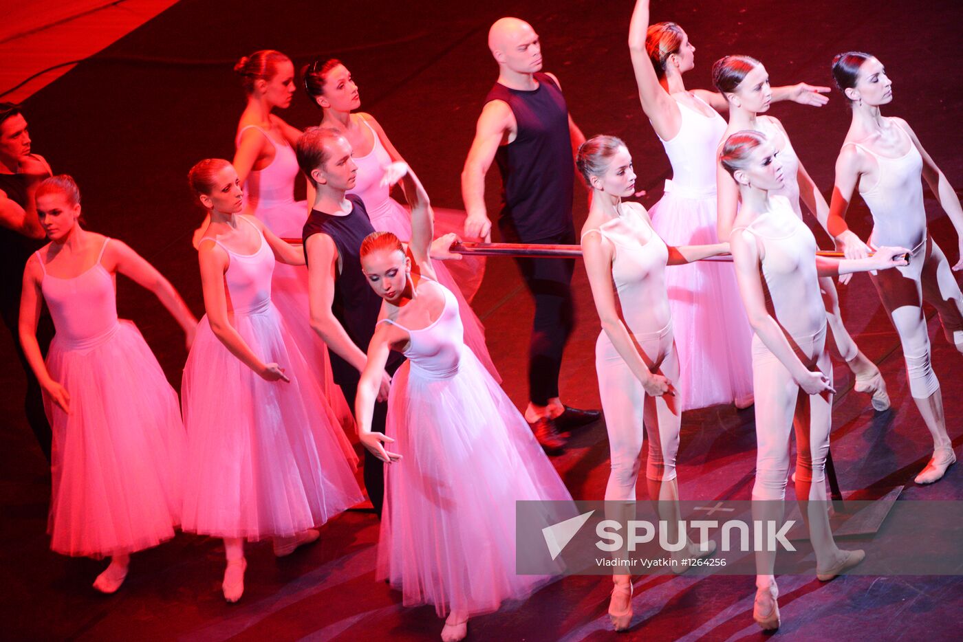 Moscow premiere of Dances of Angels. Queen - The Ballet