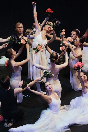 Moscow premiere of Dances of Angels. Queen - The Ballet