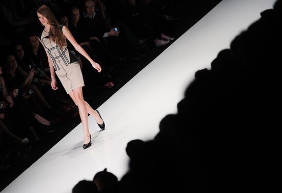 Dasha Gauser fashion show at Mercedes-Benz Fashion Week Russia