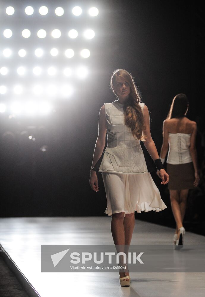 Dasha Gauser fashion show at Mercedes-Benz Fashion Week Russia
