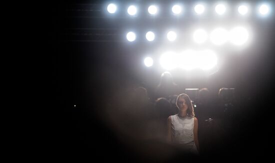 Dasha Gauser fashion show at Mercedes-Benz Fashion Week Russia