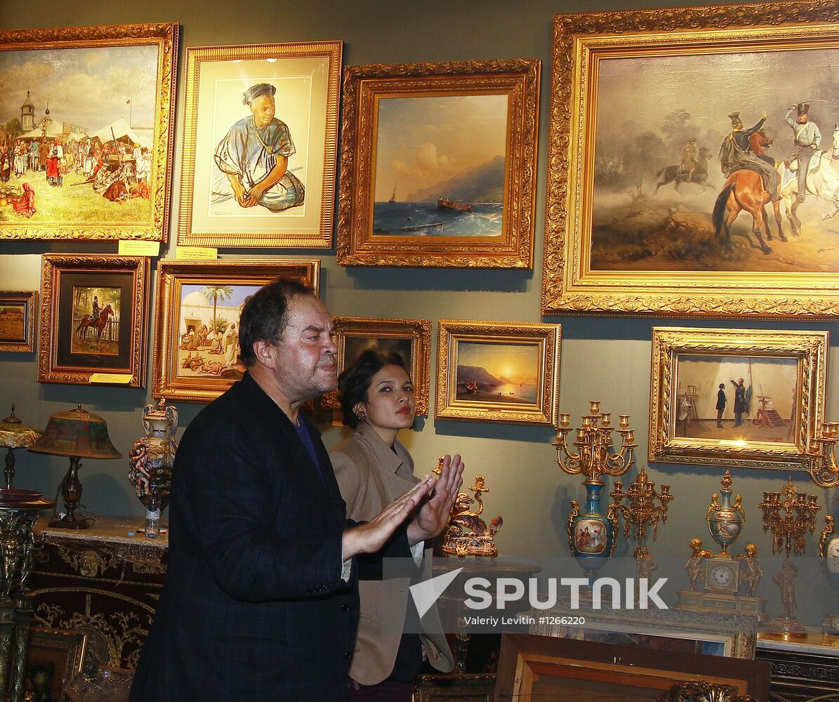33rd Russian Antique Salon's private viewing