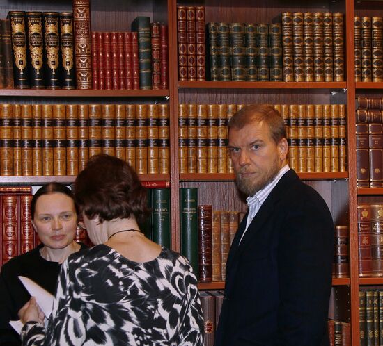 33rd Russian Antique Salon's private viewing
