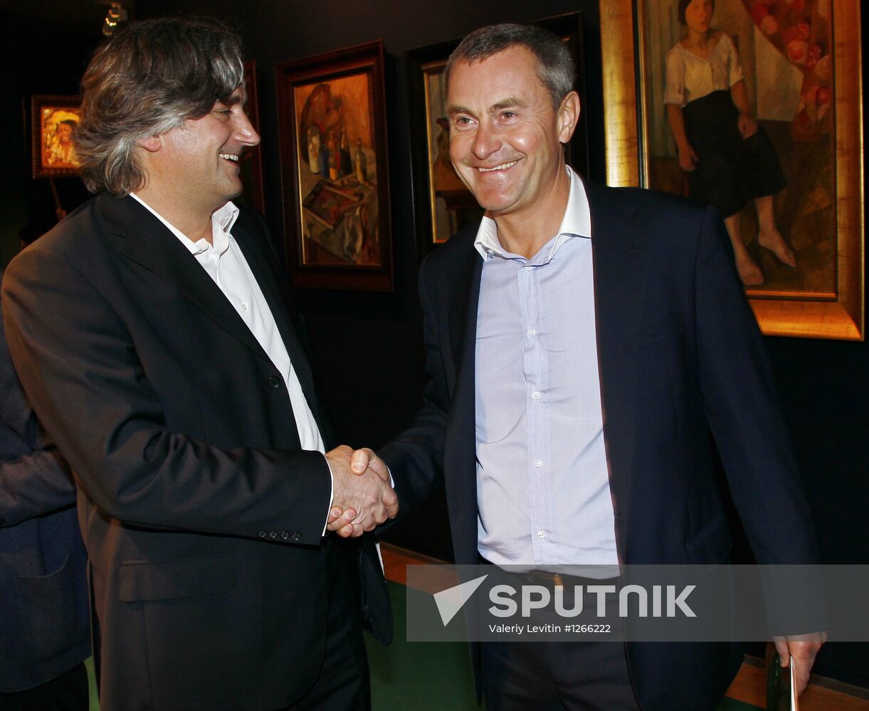 33rd Russian Antique Salon's private viewing