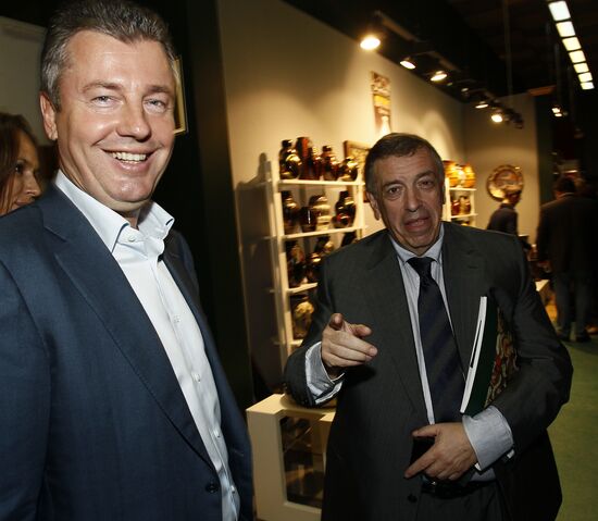 33rd Russian Antique Salon's private viewing