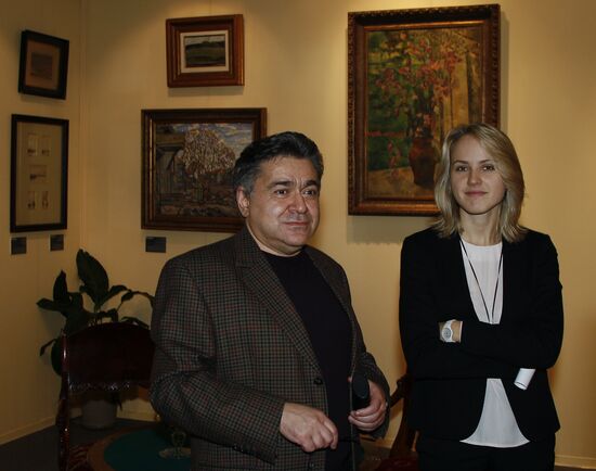 33rd Russian Antique Salon's private viewing