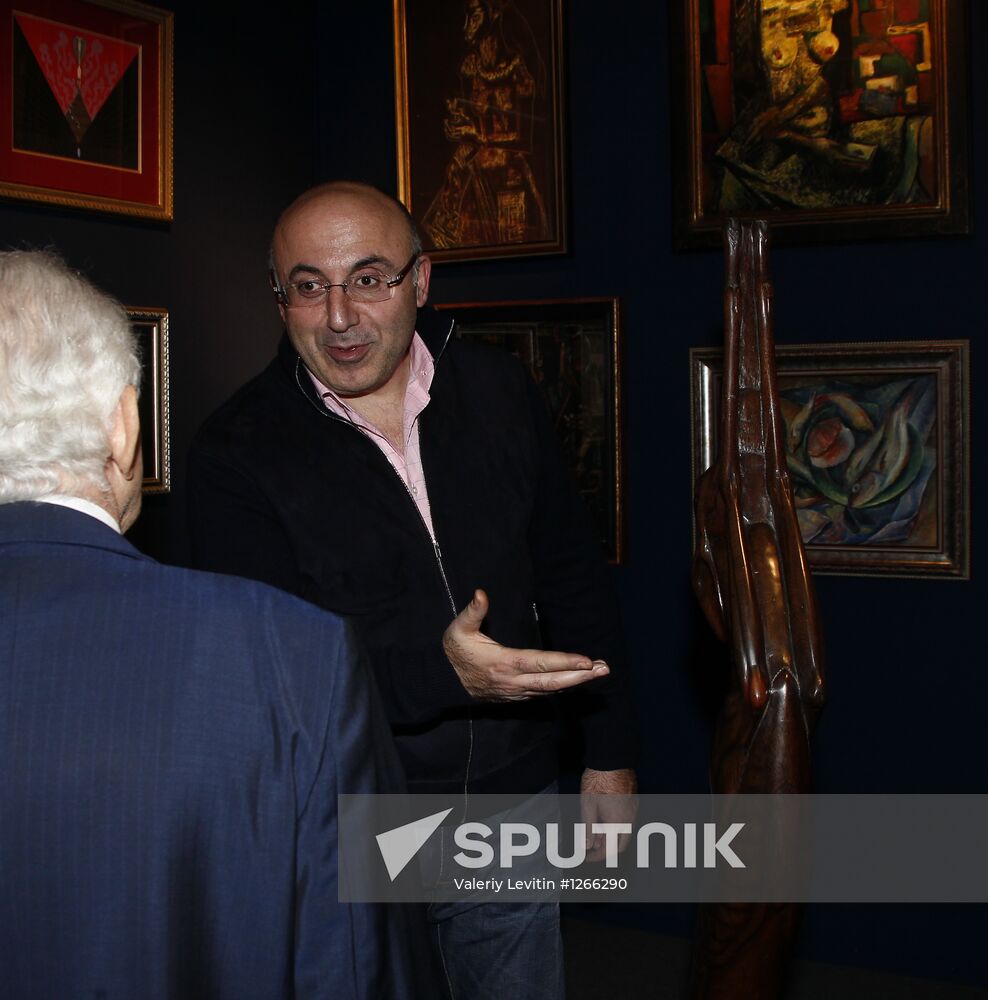 33rd Russian Antique Salon's private viewing