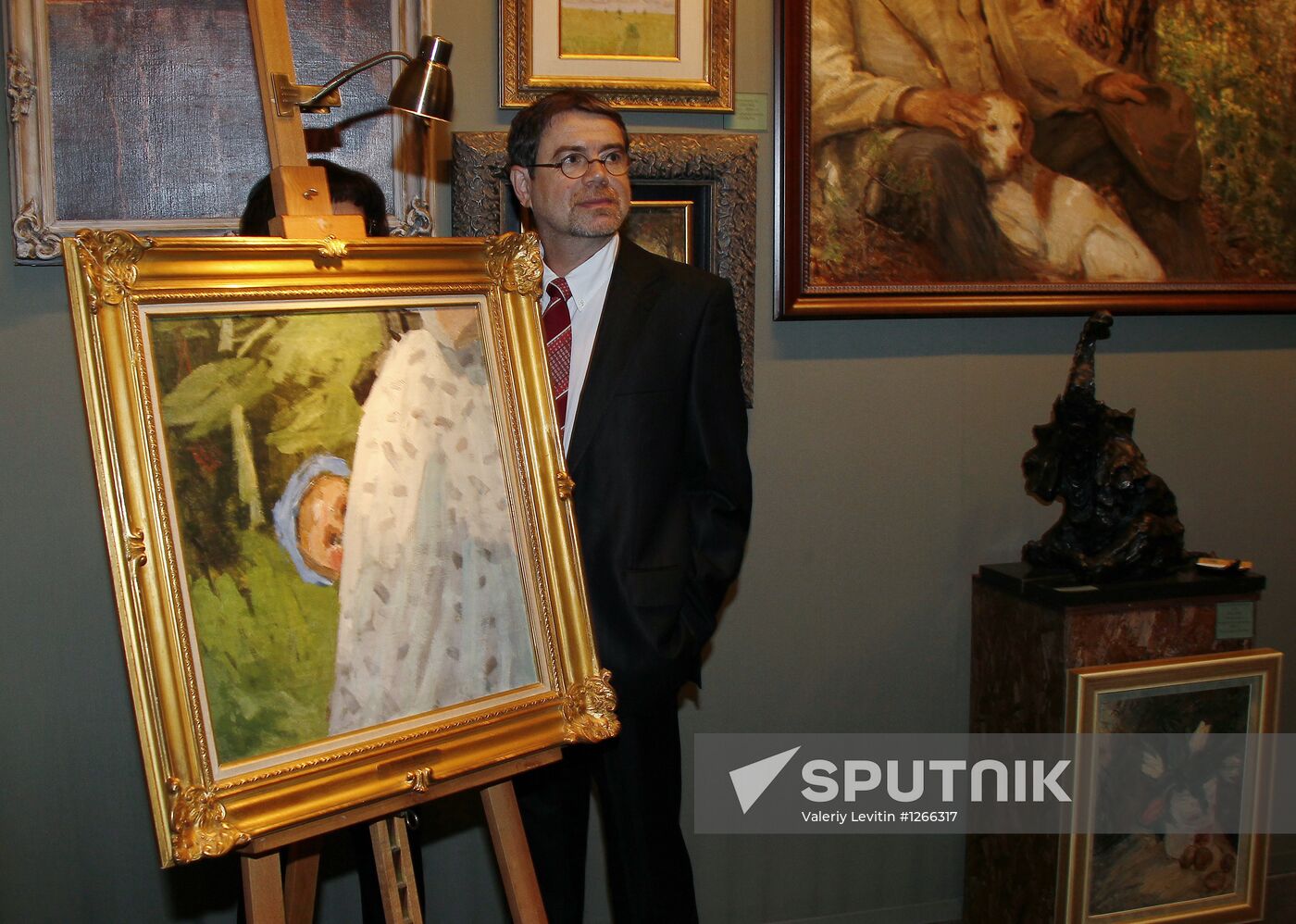 33rd Russian Antique Salon's private viewing