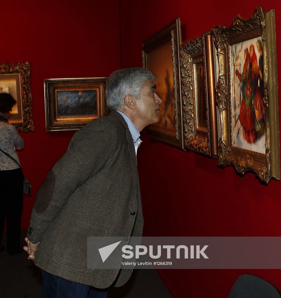 33rd Russian Antique Salon's private viewing