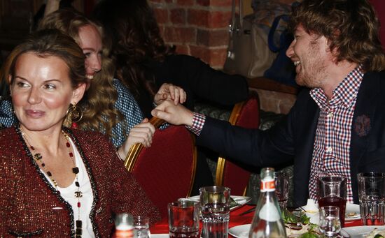 "Evening before the fireplace" with Grisha Urgant