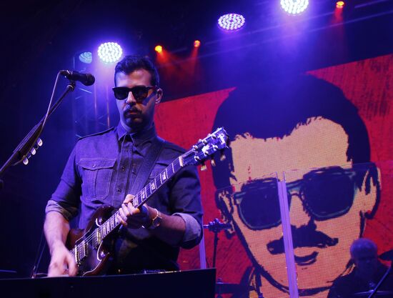 "Evening before the fireplace" with Grisha Urgant