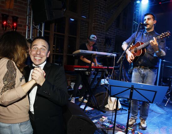 "Evening before the fireplace" with Grisha Urgant