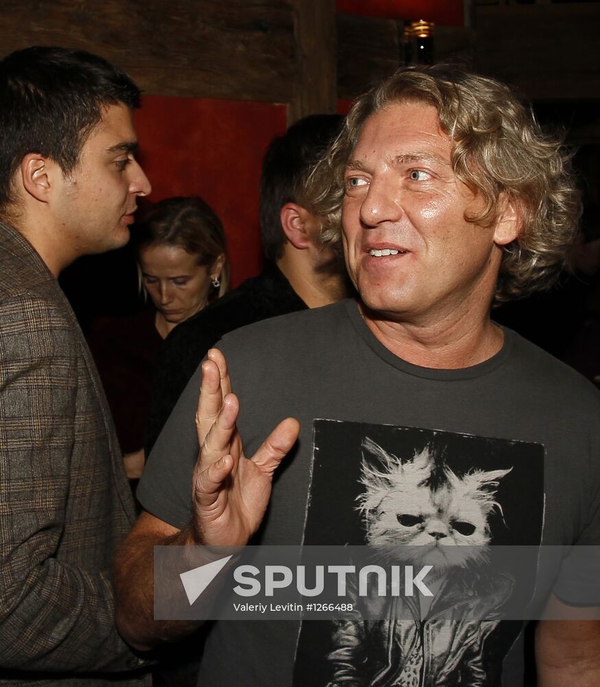 "Evening before the fireplace" with Grisha Urgant