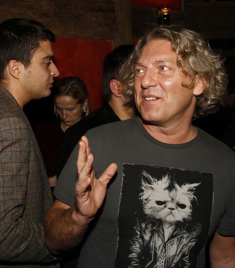 "Evening before the fireplace" with Grisha Urgant