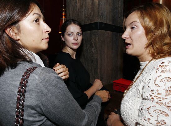 "Evening before the fireplace" with Grisha Urgant