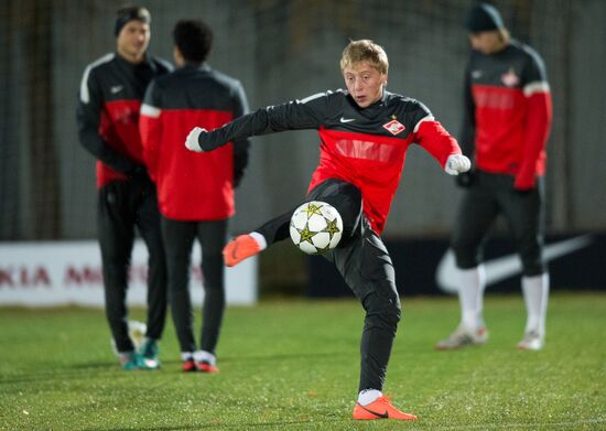 Football. Spartak team holds training session