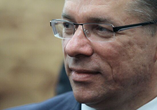 Mayor of Khimki Oleg Shakhov sworn-in