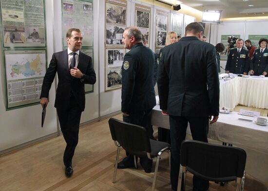Dmitry Medvedev meets with Federal Customs Service officials