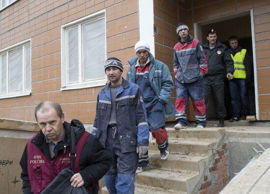 Raid by FMS to identify illegal migrants in Moscow
