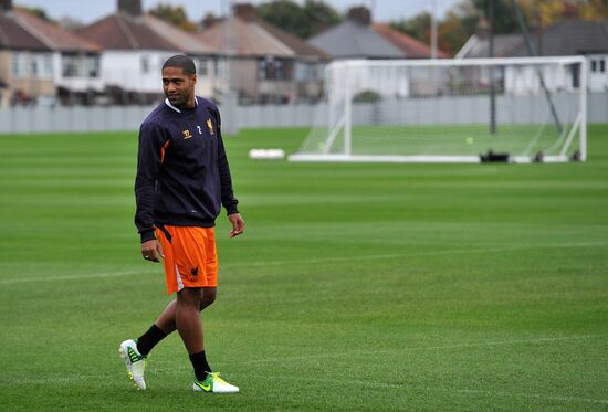 FC Liverpool holds training session