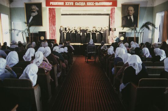 Concert in home for elderly people