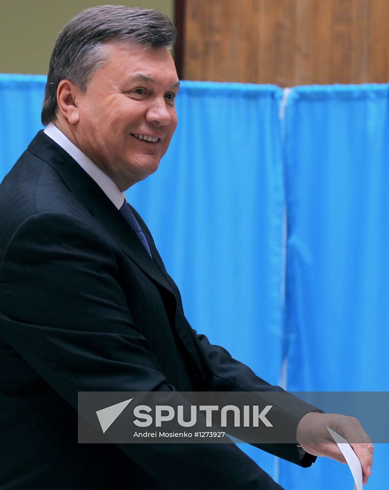 Ukraine votes in parliamentary elections