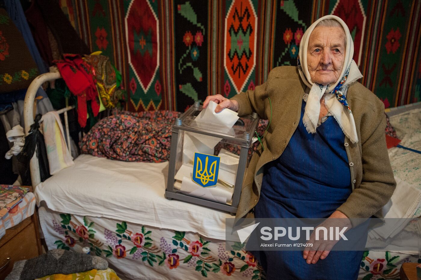 Ukraine votes in parliamentary elections