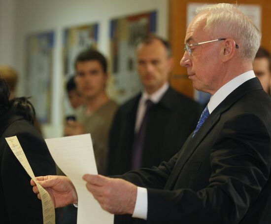 Ukraine votes in parliamentary elections