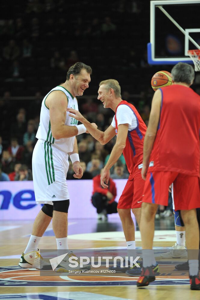 Basketball match between Žalgiris and CSKA former players