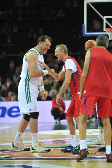 Basketball match between Žalgiris and CSKA former players