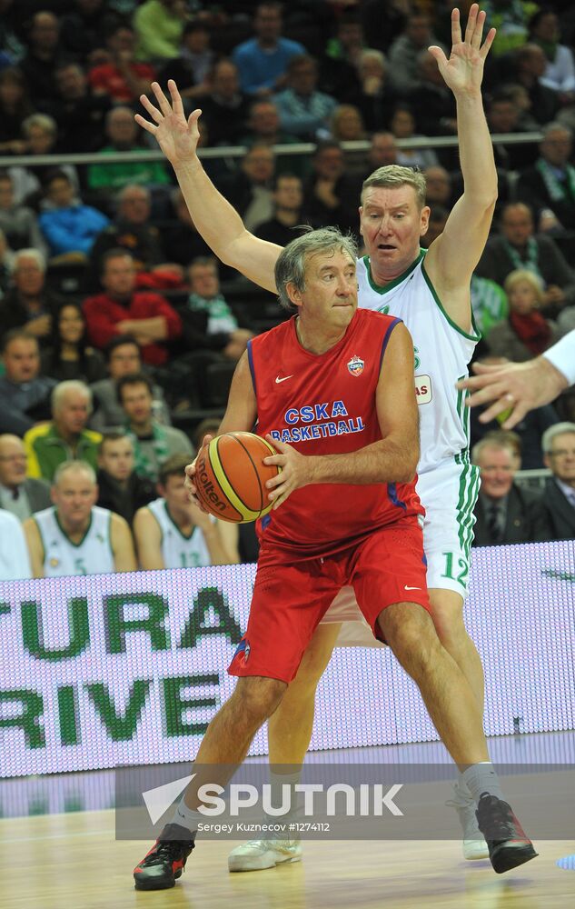 Basketball match between Žalgiris and CSKA former players