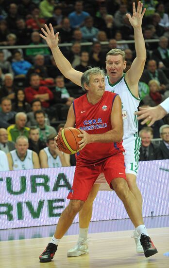 Basketball match between Žalgiris and CSKA former players