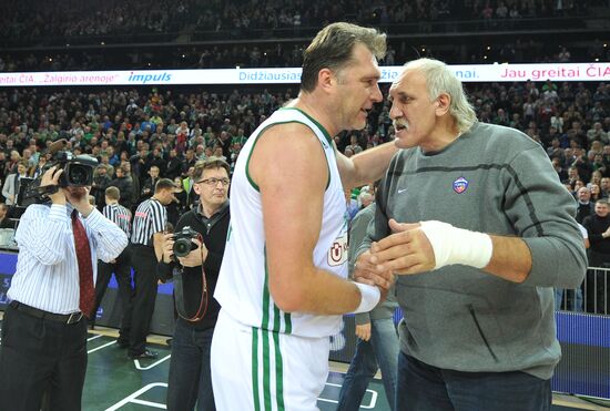 Basketball match between Žalgiris and CSKA former players