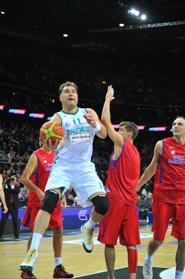 Basketball match between Žalgiris and CSKA former players