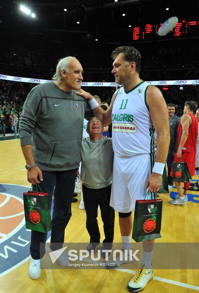 Basketball match between Žalgiris and CSKA former players