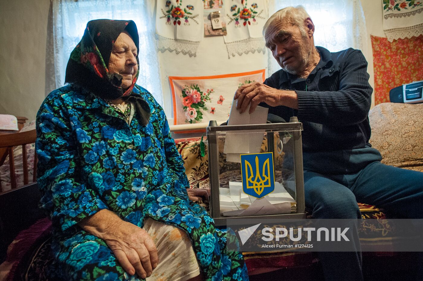 Ukraine votes in parliamentary elections