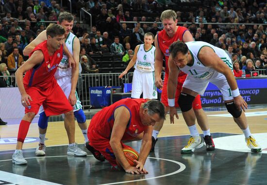 Basketball match between Žalgiris and CSKA former players