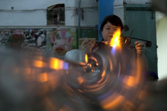 Production of holiday decorations