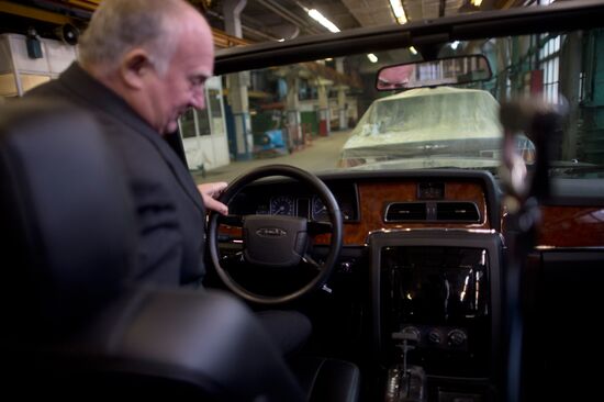 Manufacture of limousines at AMO ZiL factory