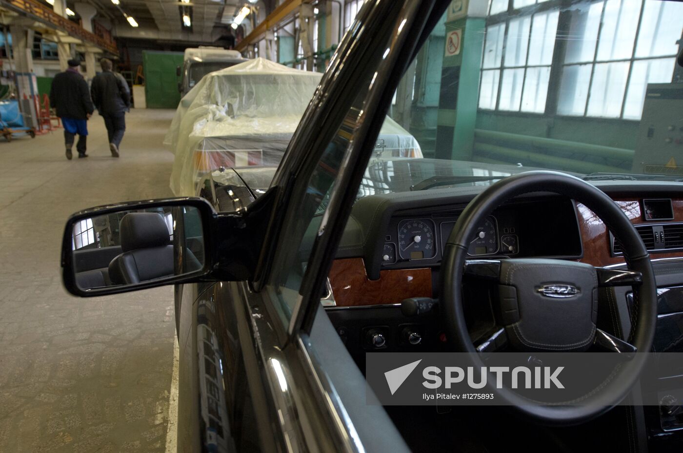 Manufacture of limousines at AMO ZiL factory