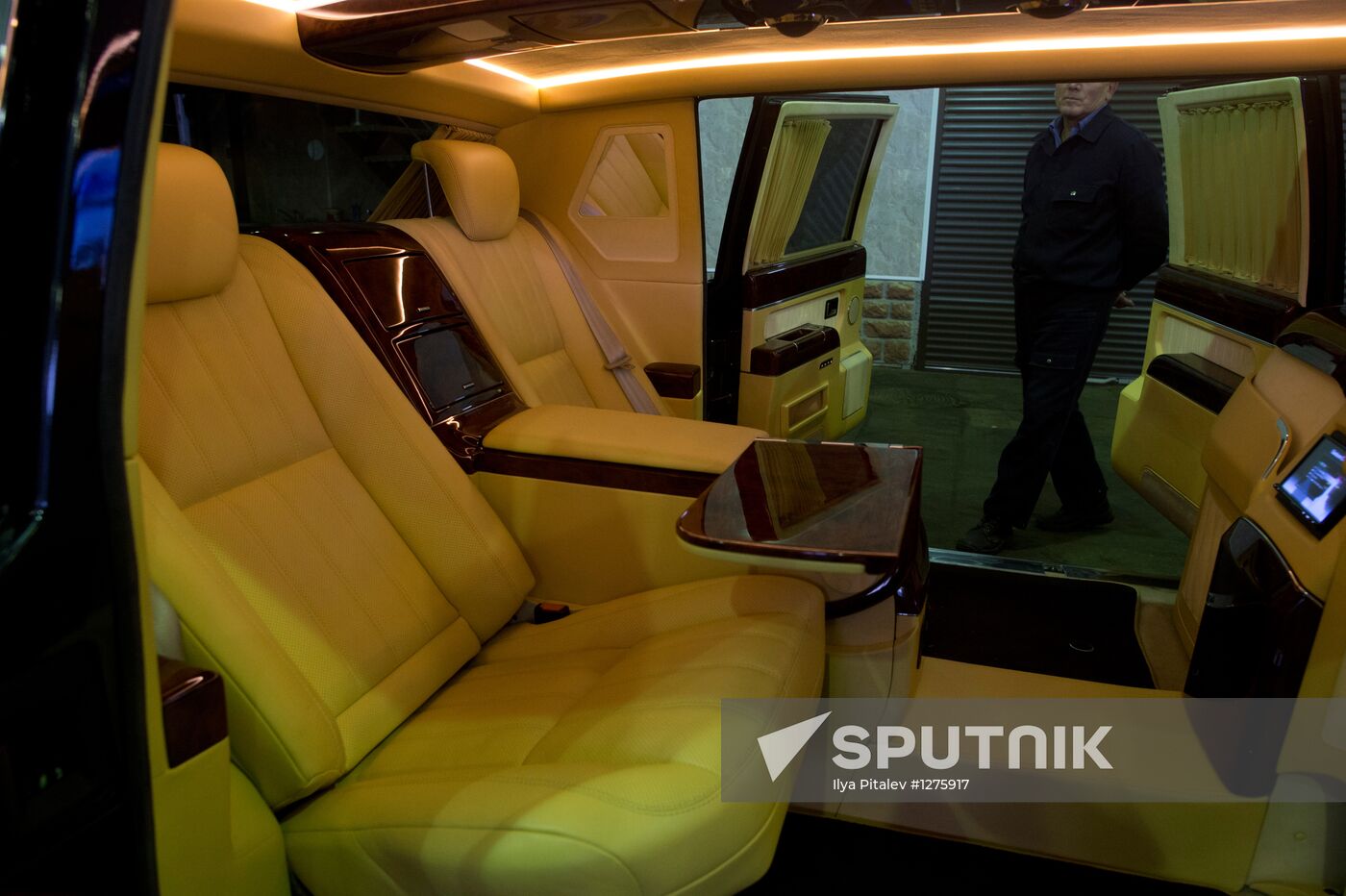 Manufacture of limousines at AMO ZiL factory