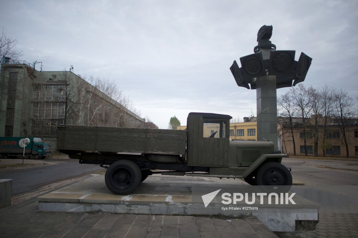 Manufacture of limousines at AMO ZiL factory