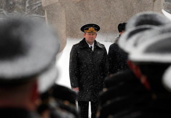 Raising Andreevsky flag on spire of Admiralty in St. Petersburg