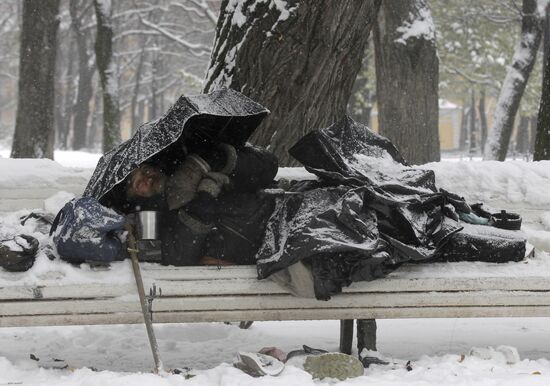 Heavy snowfall in St. Petersburg