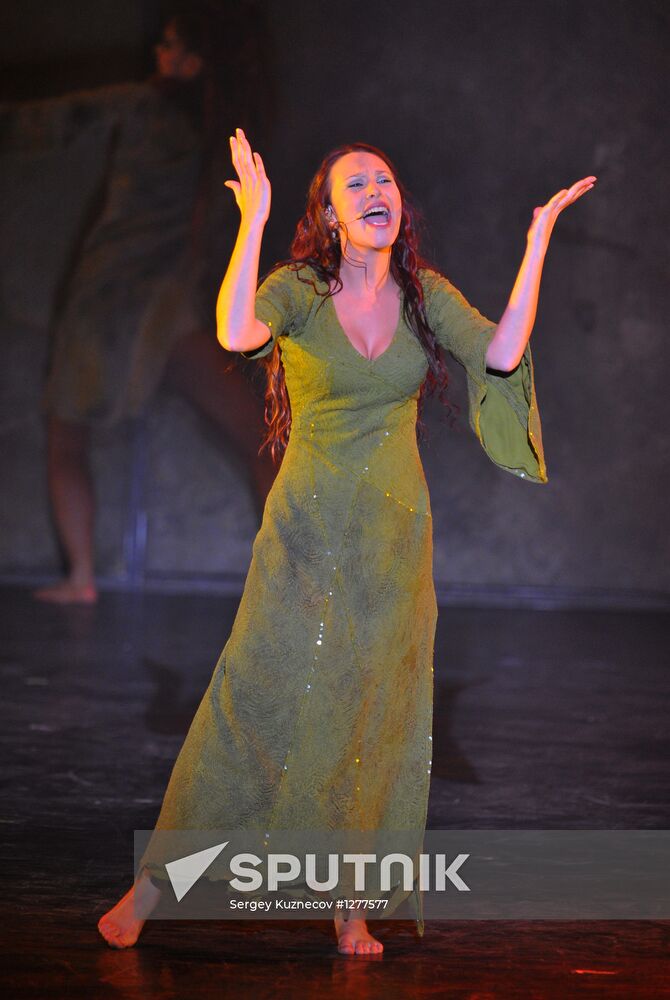 Premiere of Notre Dame de Paris musical's original version