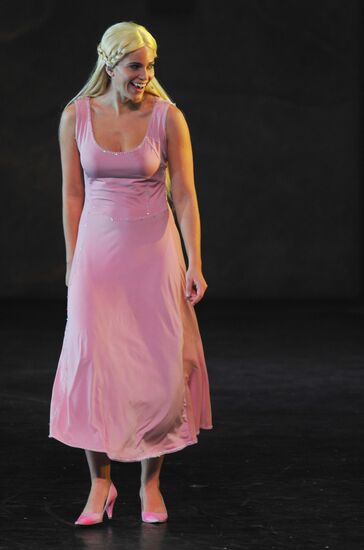 Premiere of Notre Dame de Paris musical's original version