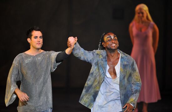 Premiere of Notre Dame de Paris musical's original version