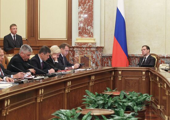 Dmitry Medvedev chairs Russian Government meeting