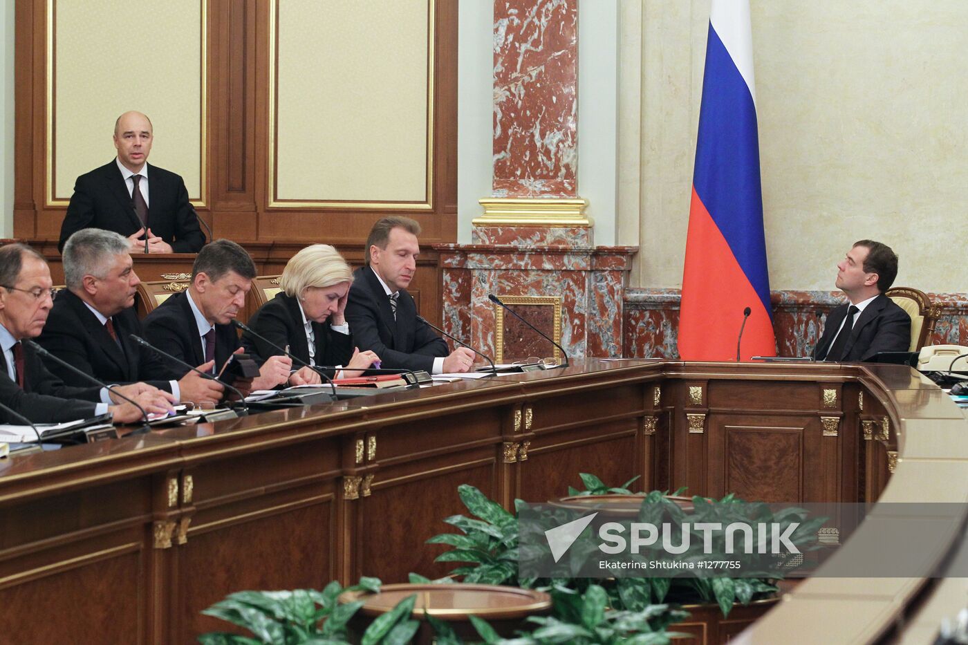 Dmitry Medvedev chairs Russian Government meeting