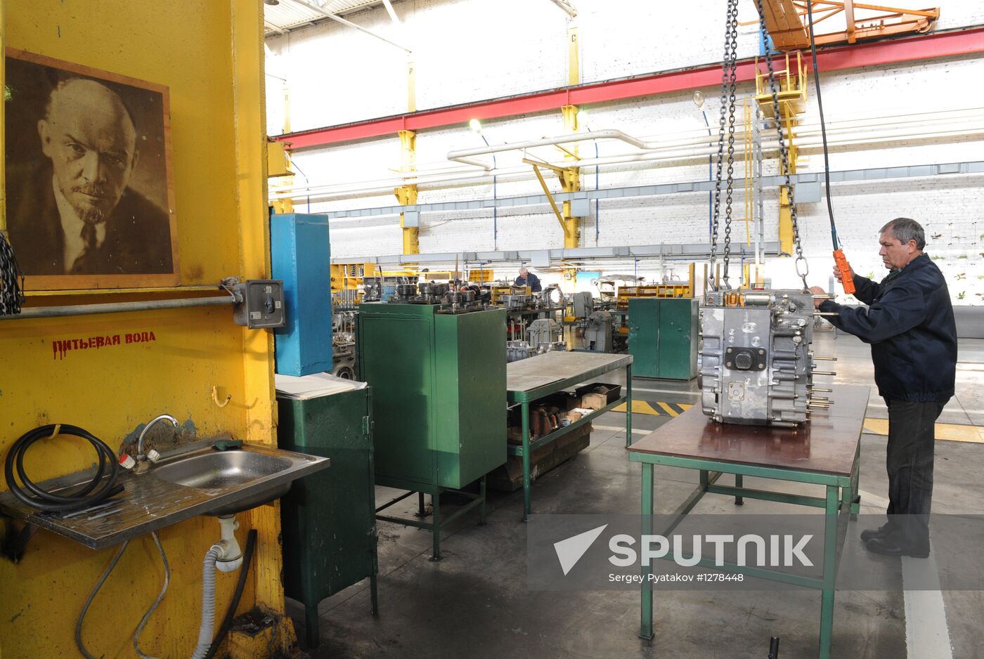 Manufacture of BMD-4M combat vehicles at Kurganmashzavod plant